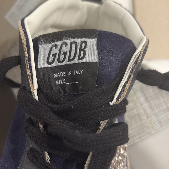 New Golden Goose Navy Mid Star Sneakers - Picture 14 of 16
